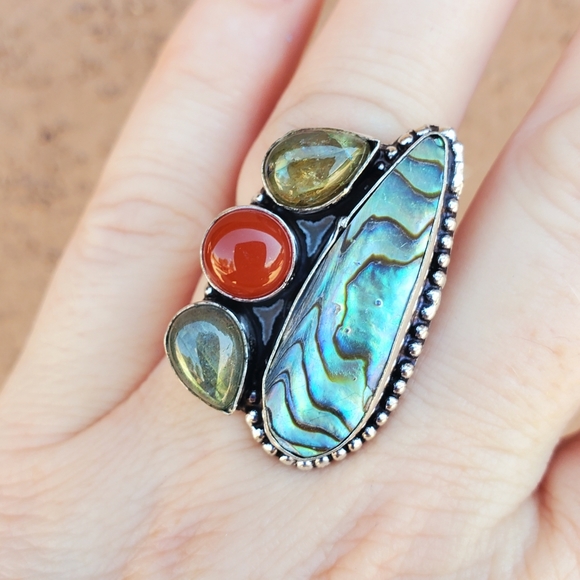 New Abalone Shell, Carnelian & Labradorite 925 Silver Ring. - Picture 10 of 16